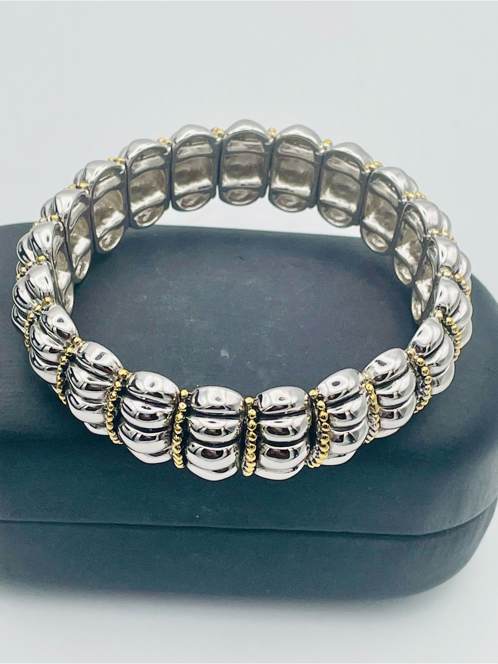 Two-Tone Silver and Gold Flex Clamper Bracelet with Shrimp Textured Design - Picture 3 of 5